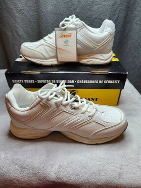 Avia Work/Walking Shoes 7W, specifically the A325WWSY model or a version of the